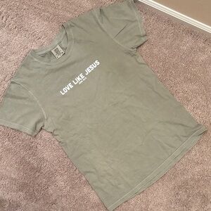 Love like Jesus "dear person behind me" T-Shirt